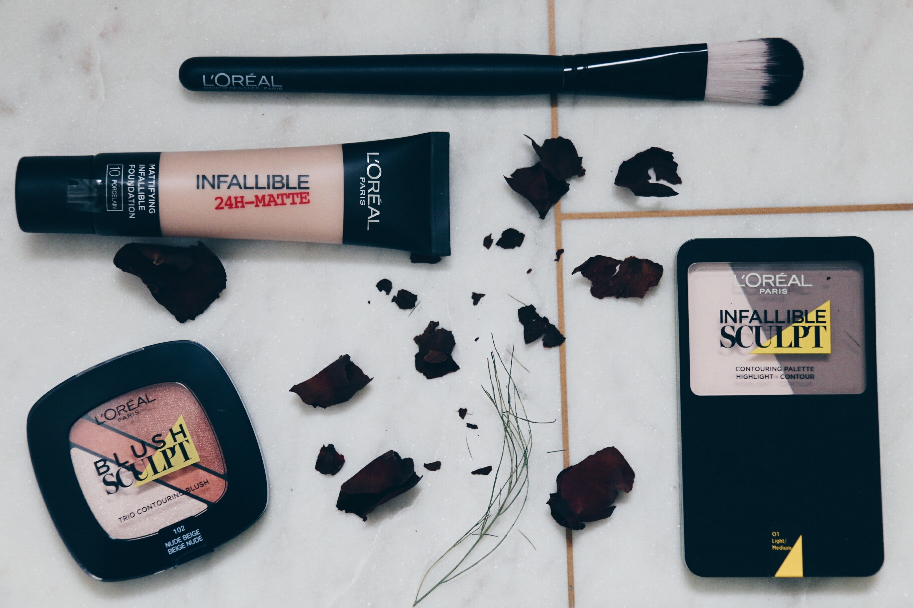 Loreal Paris sculpt contour